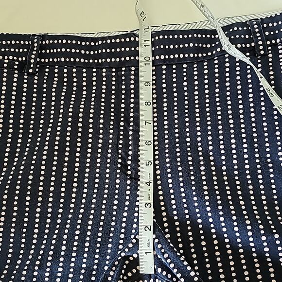 Lands' End Womens Sz 22W Blue Polka Dot Midrise Pockets Modest 11" Shorts - Picture 7 of 12